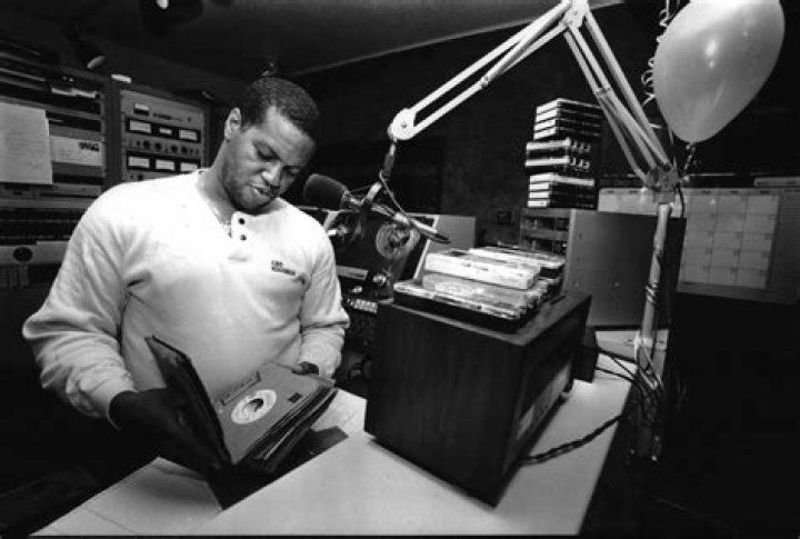 
WZAK Radio Host Lynn Tolliver Jr Death Age 75, What Happened To The Reporter? 
