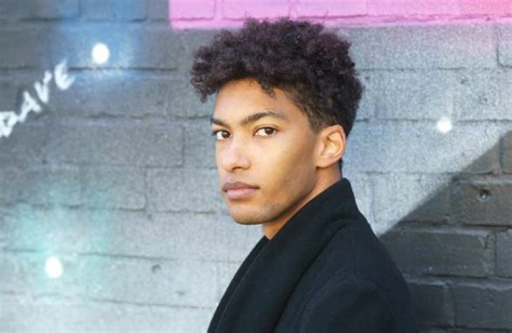 Yalany Marschner - Age, Family, Bio