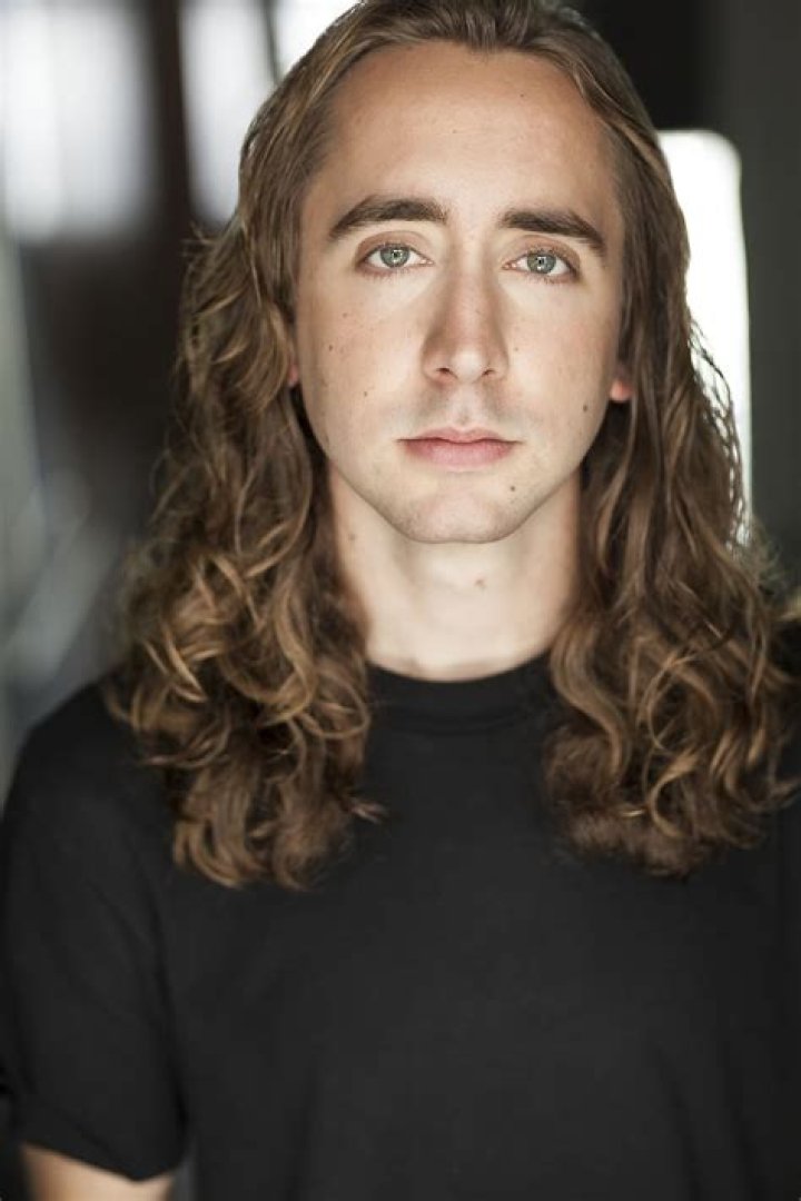 Zachary Gibson - Age, Family, Bio