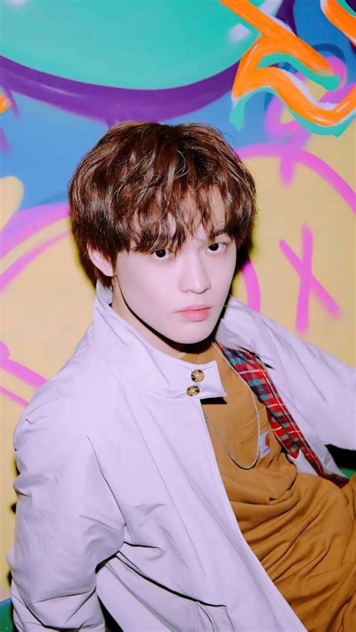 Zhong Chenle Net Worth - Wiki, Age, Weight and Height, Relationships, Family, and More